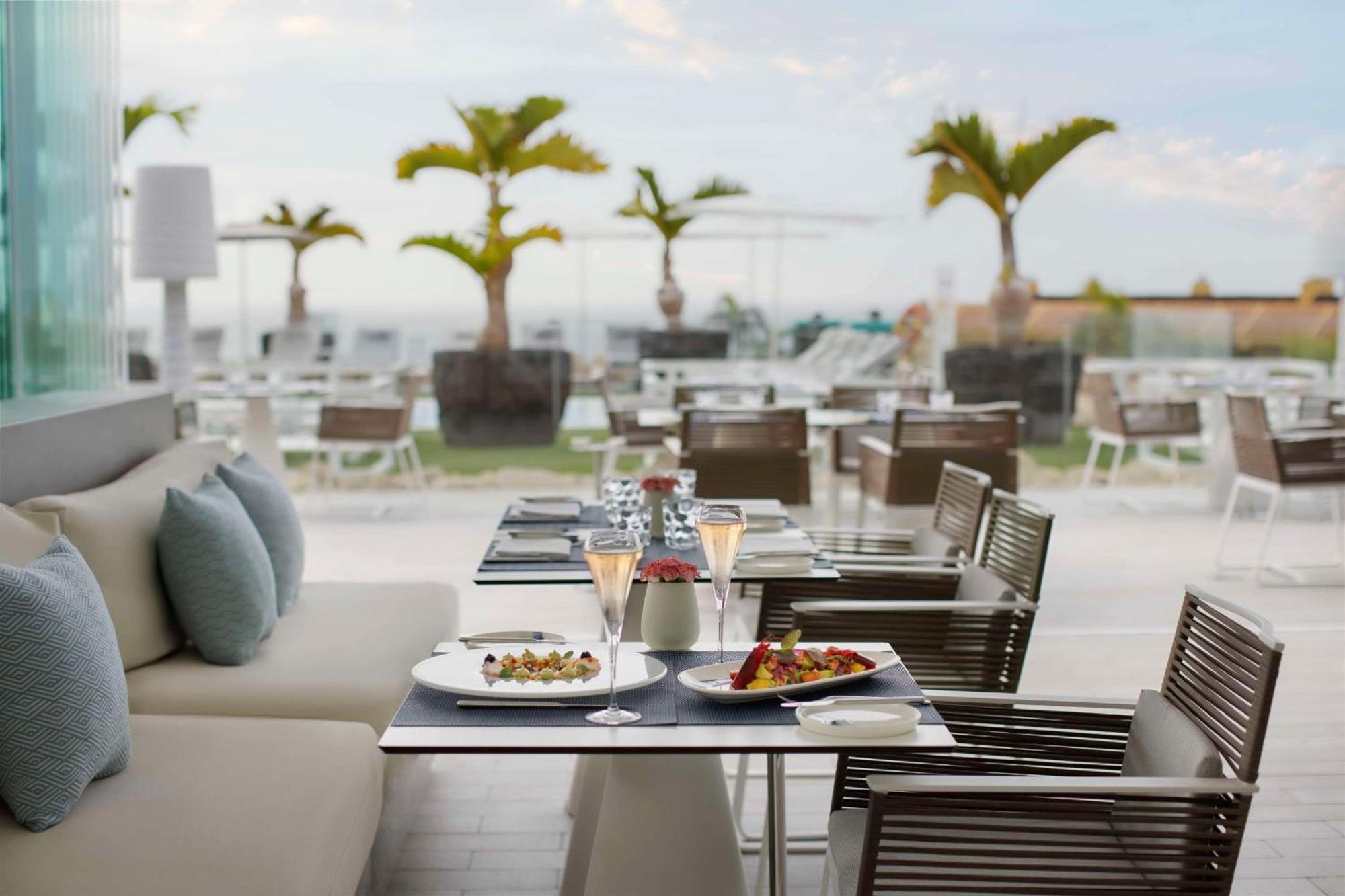Royal Hideaway Corales Suites (Adults Only) Адехе Екстериор снимка
