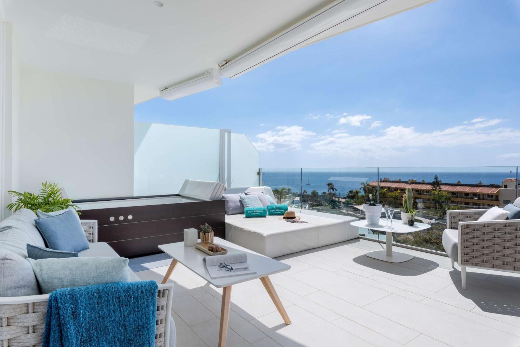Royal Hideaway Corales Suites (Adults Only) Адехе Екстериор снимка