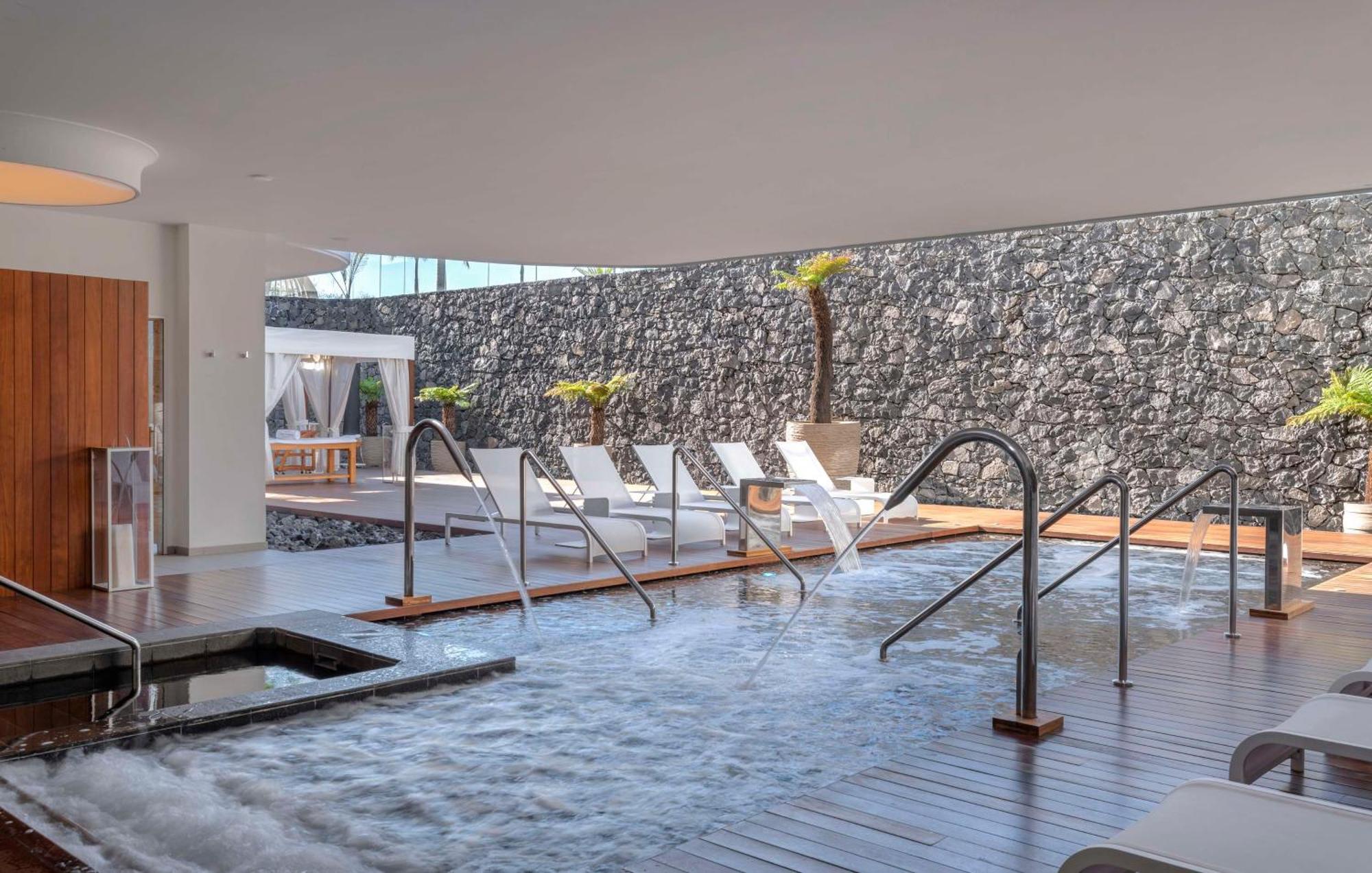 Royal Hideaway Corales Suites (Adults Only) Адехе Екстериор снимка