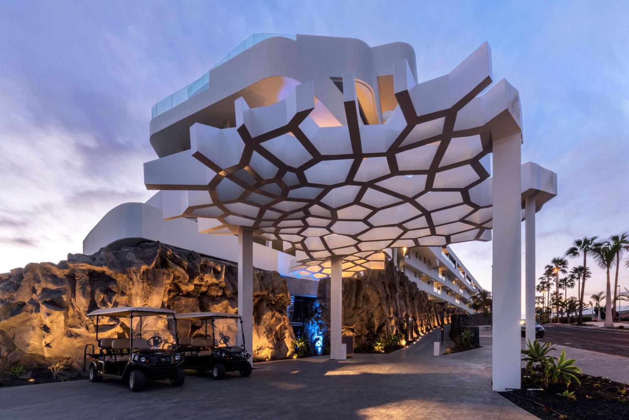 Royal Hideaway Corales Suites (Adults Only) Адехе Екстериор снимка